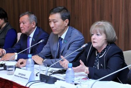 Зелёная экономика - это шанс на достойную жизнь всего населения - глава Центра ОБСЕ в Казахстане Н.Зарудная